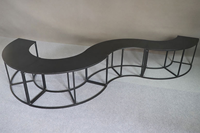 Table de présentation en métal courbé multi-combinaisons, en forme de S, ronde, à disposition irrégulière, pour buffet de desserts de mariage, idéale pour la location.