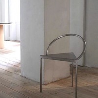 Table de chevet de table basse latérale en métal triangle moderne avec poignée pour la maison fournisseur de meubles d'hôtel Chine
