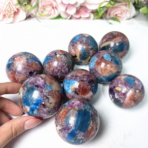 Sfere di Cristallo Curative Feng Shui in <span class=keywords><strong>Apatite</strong></span> <span class=keywords><strong>Blu</strong></span> Lucidata con Mica Viola e Pietra del Sole, Vendita all'Ingrosso Kindfull - Product Image 1