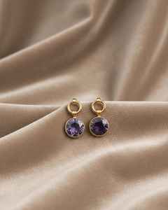 Pendientes Colgantes Mini Clásicos de Amatista en Oro de 18 Quilates para Bodas y Fiestas - Product Image 3