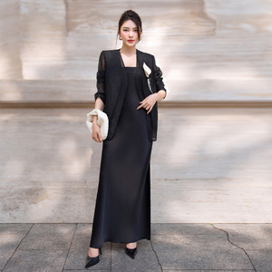 Ensemble robe et veste noires Molina | Blazer élégant à manches longues avec robe caraco à coupe droite | Tenue formelle pour femmes - Product Image 6