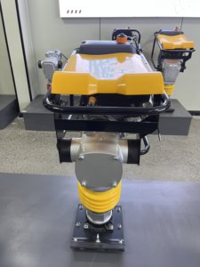 Compacteur à essence de haute qualité avec moteur, haute efficacité, garantie 1 an - Product Image 5