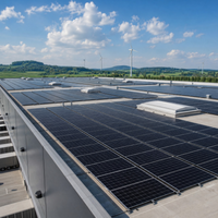 Panel Surya Bifasial 590W Tipe-N TOPCon untuk Efisiensi Atap Komersial & Industri Langsung dari Pabrik Eropa Rotterdam Hamburg