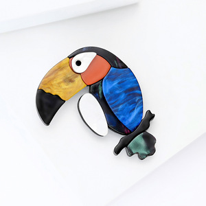 Broche de Tucán con Ala de Acrílico Marmoleado y Pico Grande para Solapa de Abrigo de Mujer, 53x42mm, 6 Colores - Product Image 3