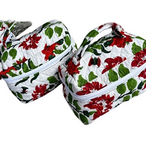 Trousse de Maquillage Vintage Imperméable en Tissu Matelassé de Coton à Imprimé Floral (Nom le Plus Courant) – Organisateur de Maquillage, Pochette de Toilette, Trousse de Voyage - Product Image 3