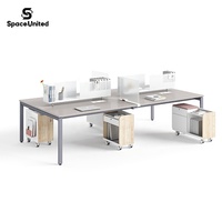 Poste de travail moderne SpaceUnited pour 4 personnes avec plateau en bois et structure en acier, cloison acoustique pour bureau des employés