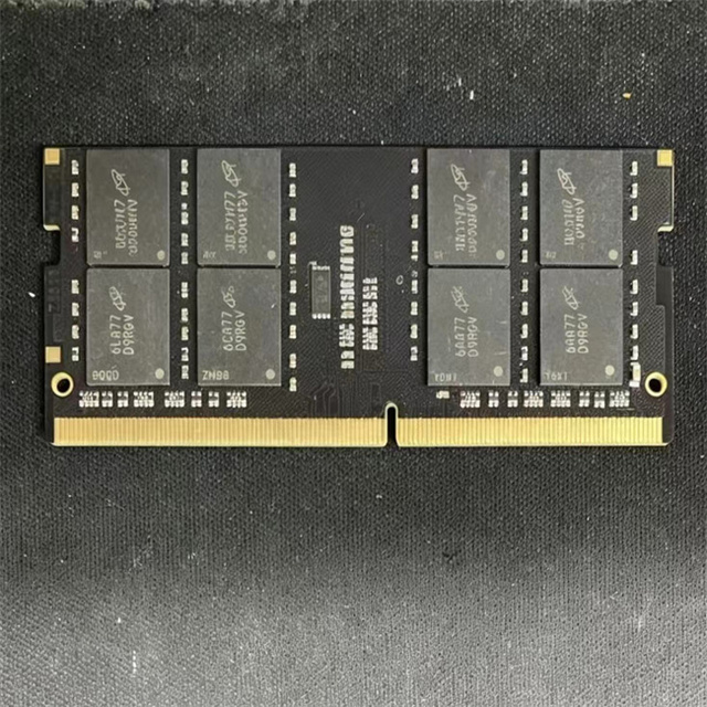 Memory Module DDR4 8gb 2666mhz M371A1K43DB0-CTD