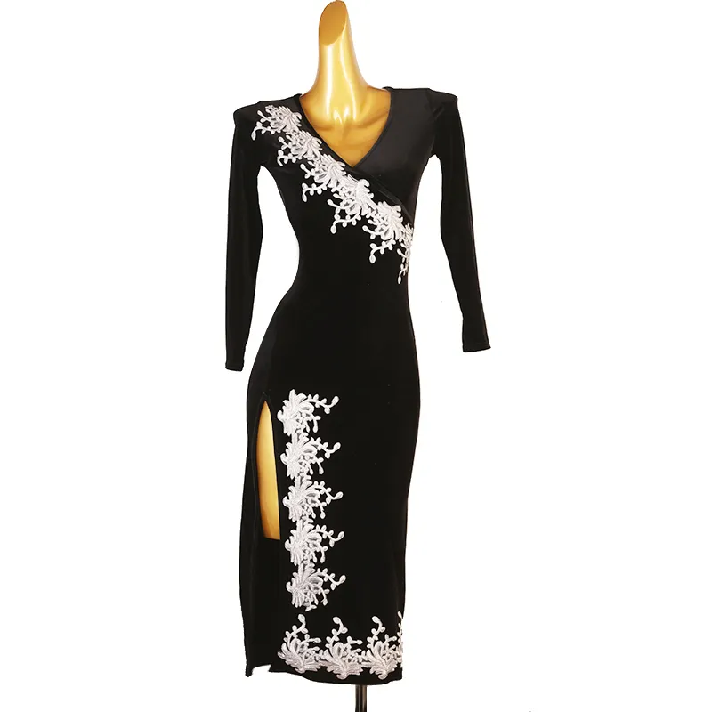 2023 Offres Spéciales populaire à la mode longue conception florale velours noir élégant robe de danse moderne pour scène de performance de salle de bal