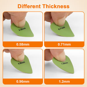 Accessoires de <span class=keywords><strong>guitare</strong></span> personnalisés, plectres de <span class=keywords><strong>guitare</strong></span> en nylon et en celluloïd de 0,58/0,71/0,96/<span class=keywords><strong>1</strong></span>,2 mm avec boîte de rangement - Product Image 4