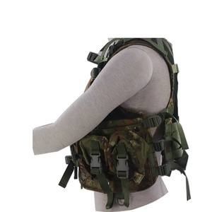 Chaleco Táctico de Camuflaje Personalizable al por Mayor Directo de Fábrica con Bolsillos Multifuncionales Molle para Equipo de Seguridad al Aire Libre - Product Image 3