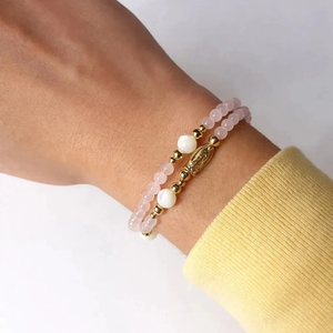 Bracelet chapelet fait main en perles de quartz rose et d'agate noire de 4 mm, entièrement enroulé, avec breloque Notre-Dame - Product Image 4