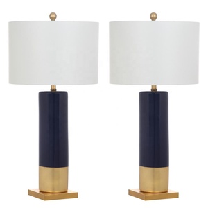 Décoration de chevet design fantaisie Lampes de table en métal Fabricant de gros Lampes de table décoratives en métal design moderne - Product Image 1