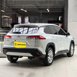 Toyota Corolla Cross modèle 2022, version Pioneer 2.0L, faible kilométrage, <span class=keywords><strong>voiture</strong></span> d'<span class=keywords><strong>occasion</strong></span>, conduite à gauche, 5 portes, 5 places, SUV essence - Product Image 4