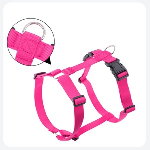 Harnais pour chien rembourré anti-traction en forme de H, en nylon réfléchissant, léger, écologique, à libération rapide, disponible en tailles S et M - Product Image 3