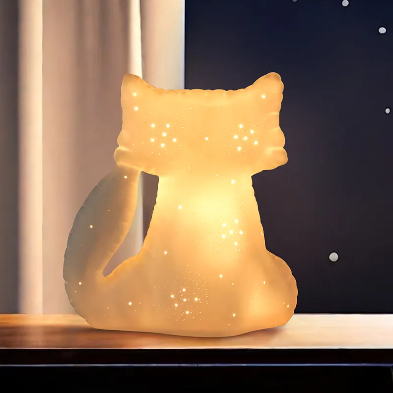 새로운 디자인 고양이 야간 조명 사용자 정의 창의력 동물 모양 테이블 램프 Led 화이트 세라믹 귀여운 고양이 모양의 테이블 램프