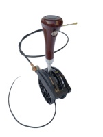 Leviers de commande hydrauliques et poignées de commande électroniques pour moissonneuses de maïs, de blé, de riz et de fourrage