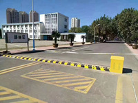 GPS Bluetooth Mobile Control OEM ODM Auto Remote Control Traffic Spike Tire Killer, Road Blocker Steel Bump