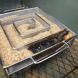 Boîte <span class=keywords><strong>à</strong></span> fumée <span class=keywords><strong>pour</strong></span> barbecue en acier inoxydable / Boîte <span class=keywords><strong>à</strong></span> copeaux de bois <span class=keywords><strong>pour</strong></span> barbecue / Générateur de fumée chaude et froide - Product Image 3