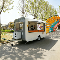 Petite remorque alimentaire vintage pour petites entreprises - Cuisine mobile compacte pour entrepreneurs