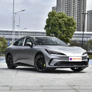 Nuova Arcfox Alpha S5, <span class=keywords><strong>Berlina</strong></span> Elettrica Pura, Guida a Sinistra, 5 Posti, Velocità Massima 180 km/h, Veicoli a Nuova Energia Disponibili - Product Image 4