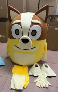 Quantité Minimum de Commande 1 Pièce, Vente Chaude, <span class=keywords><strong>Dessin</strong></span> <span class=keywords><strong>Animé</strong></span> Personnage de Film Famille <span class=keywords><strong>Bingo</strong></span>, Mascotte Peluche <span class=keywords><strong>Bluey</strong></span>, Costume à Vendre - Product Image 5