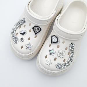 Accesorios para Zapatos de Goma, Flores de Estrás, Hebillas de Estilo Moderno para Decoración, Cadenas de Perlas - Product Image 6