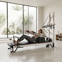 Reformer de Pilates de Aluminio Duradero y Portátil con Media Torre, con Funciones Ajustables Diseñadas para Ejercicios Físicos