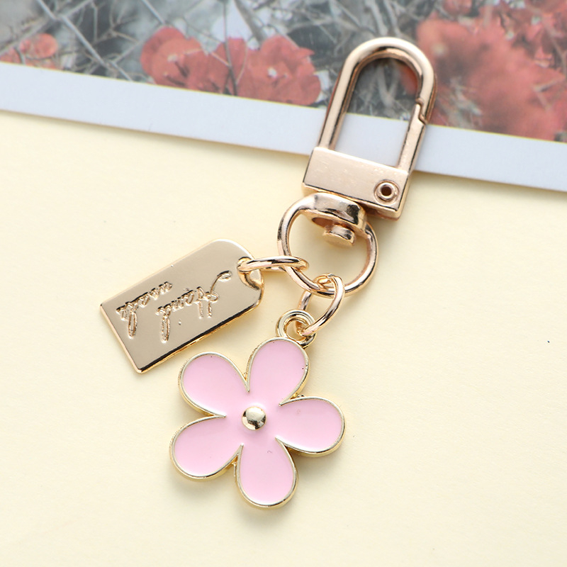XC Brand Wholesale Daisy Flower Metal Keychain - Zinc Alloy Promotional Gift Bag Charm