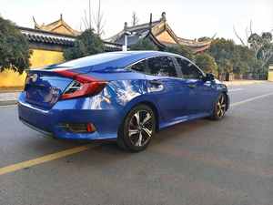 <span class=keywords><strong>Honda</strong></span> <span class=keywords><strong>Civic</strong></span> Sedán 1.5T CVT 220TURBO Premium <span class=keywords><strong>2018</strong></span> de <span class=keywords><strong>Segunda</strong></span> <span class=keywords><strong>Mano</strong></span>, Volante a la Izquierda, Automático, Gasolina, Turbo, Sin Accidentes - Product Image 6