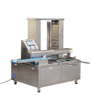 Machine d'agencement de plateaux entièrement automatique à grande vitesse, chargeur de plateaux en acier inoxydable pour l'agencement de gâteaux de lune, biscuits, raviolis, pâtisseries et pains
