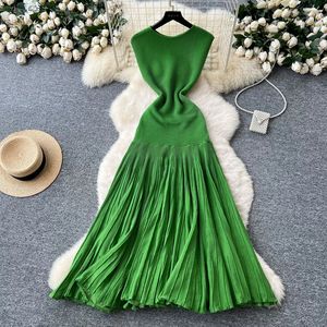 Elegante Vestido Midi Verde de Verano sin Mangas con Corte Imperio y Pliegues para Mujer, Vestido Casual con Encaje y Patchwork - Product Image 1