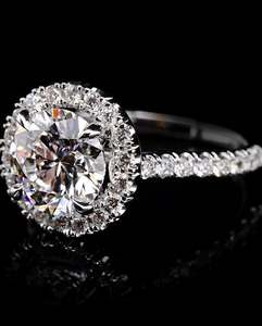 แหวนเพชรเพาะเลี้ยงแบบสั่งทำพิเศษ ทอง 14k ทรงบริลเลียนท์ หรูหราสำหรับผู้หญิง RIZTA JEWELS เพชรเติมเต็มสี D สำหรับงานแต่งงานและหมั้น - Product Image 2