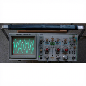 Osciloscopio de Dos Canales Tektronix 2235 An/usm488 de 100 MHz, Sondas, Cable de Alimentación - Product Image 1