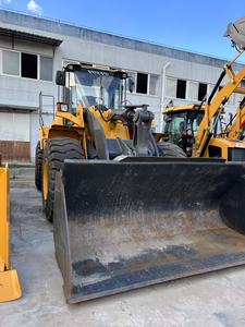 รถตักล้อยาง VOLVO L105 สีเดิมคุณภาพดี รถตักล้อยางหน้าเดียว น้ำหนัก 5 ตัน ความจุ 3 ลูกบาศก์เมตร รถตักล้อยาง VOLVO L105 L180 มือสอง - Product Image 5