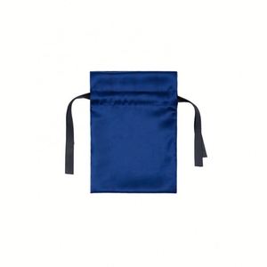 Sacs en satin miniatures personnalisés en gros, pochettes anti-poussière pour perruques, sacs cosmétiques à cordon avec ficelle - Product Image 1