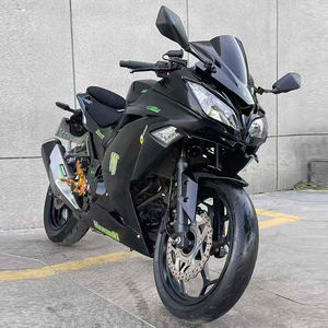 Moto d'occasion 400cc à essence, refroidissement par huile, carburateur, freins à disque, design sportif, offre abordable - Product Image 1