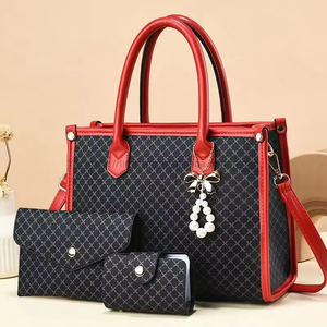 Nouveaux arrivages : sacs à main pour femmes en gros, sacs en cuir PU de marque, sacs en cuir matelassés tendance pour femmes, sacs à main de luxe pour femmes - Product Image 5