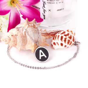 Collar con colgante de letra A de acero inoxidable para mujer, con inicial del alfabeto y concha negra, de gran venta - Product Image 4