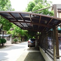 Solutions d'abris architecturaux Starshine, garages, auvents et abris de voiture en polycarbonate sur mesure
