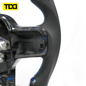 Volant en fibre de carbone forgé sur mesure TDD Factory, motif bleu, compatible avec Ford Raptor 2015-2020 - Product Image 4