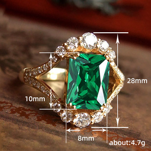 Anello dal Design Vintage Quadrato in Stile Corte Italiana per Donne - Product Image 5