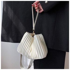Mode plissé luxe femmes sac à main PU Messenger sac 2022 sacs à main pour dames - Product Image 4