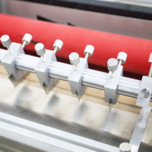 Không dệt cắt rạch máy tự động shaftless rạch máy - Product Image 2