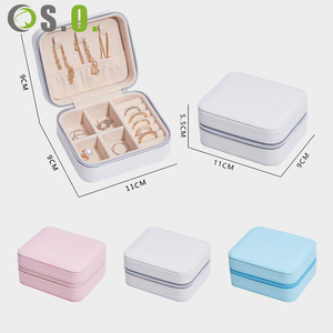 Boîte à bijoux de voyage de luxe de petite taille, logo personnalisé, étui de rangement pour bijoux en cuir PU, organiseur de bijoux multicolore pour usage quotidien - Product Image 2