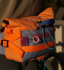 Bolsa Impermeable Multifuncional Ajustable de Moda con Marco Externo y Cierre de Botón, Unisex, para Deportes al Aire Libre, para Manillar de Bicicleta - Product Image 1