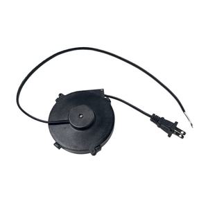 Bobine de câble <span class=keywords><strong>rétractable</strong></span> de 1,5 m, 2 conducteurs, 18 AWG, avec fiche US NEMA 1-15P vers extrémité <span class=keywords><strong>d</strong></span>énudée étamée de 5 cm, autobloquante - Product Image 1