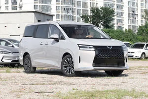 Wuling Xingguang 730, Monovolumen de Lujo a Gasolina, Nuevo Modelo 2026, 5 Puertas, 7 Asientos, Transmisión Automática, Fabricado en China, Aspiración Natural, LED - Product Image 2