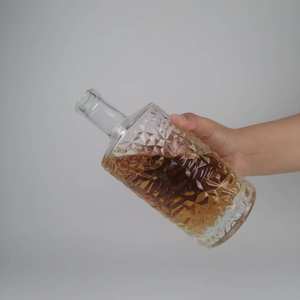 Botella de vidrio cilíndrica de 500ml con patrón de diamante lleno para licor de Vodka gin Ron <span class=keywords><strong>tequila</strong></span> whisky brandy espíritus - Product Image 1
