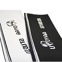 Ceinture en sangle élastique jacquard en nylon à chevrons avec logo personnalisé pour sous-vêtements extensibles et applications vestimentaires auxiliaires