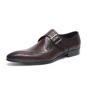 Chaussures en cuir de style professionnel de haute qualité, fabriquées en cuir de vachette de première qualité, conviennent aux hommes pour les mariages et la vie quotidienne. - Product Image 6